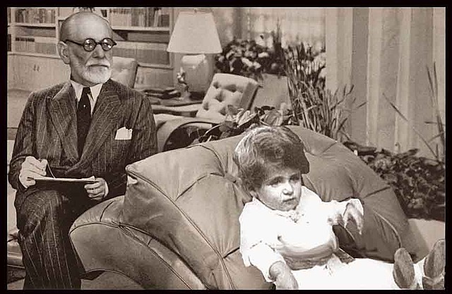 Sigmund Freud se gradua de médico