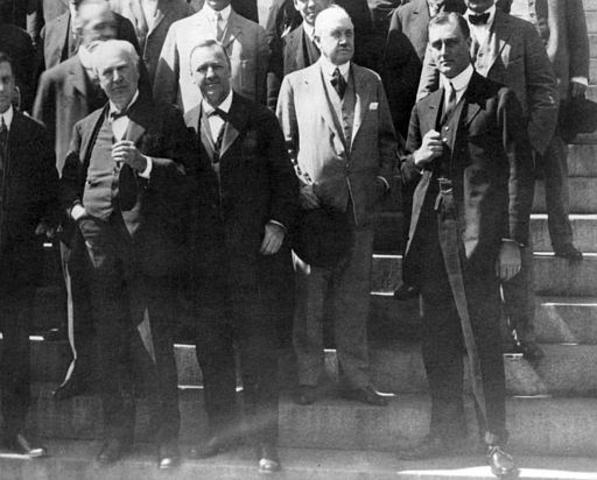 Thomas Edison served as president of the U.S. Navy Consulting Board in World War I until 1918.