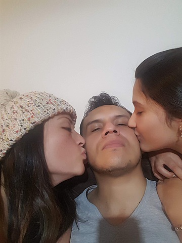 MI PAPA, MI MAMA Y YO