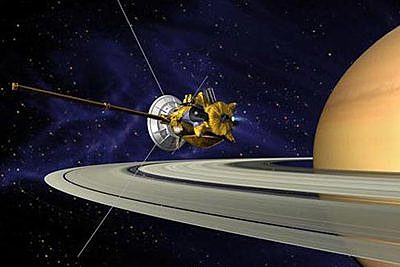 SONDA HUYGENS-CASINE SE POSA SOBRE TITÁN SATÉLITE DE SATURNO
