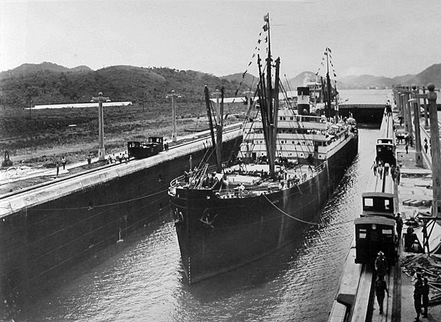 Apertura del Canal de Panamá