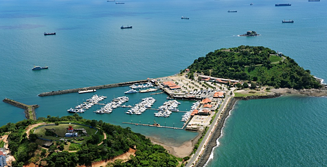 Terminal de cruceros de Amador