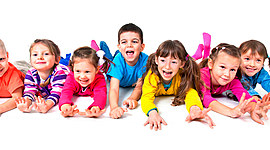 Timeline: Ser niño o niña: Concepción  de infancia como categoría social –histórica