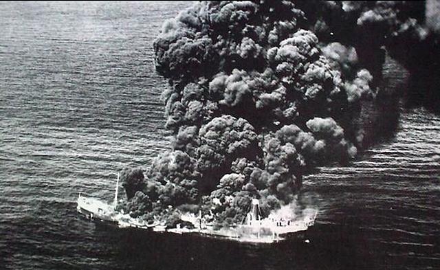 Hundimiento de barcos mexicanos