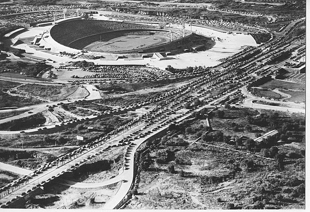 Se coloca la primera piedra de CU