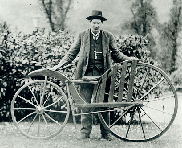 Велосипед Макмиллана Дреза