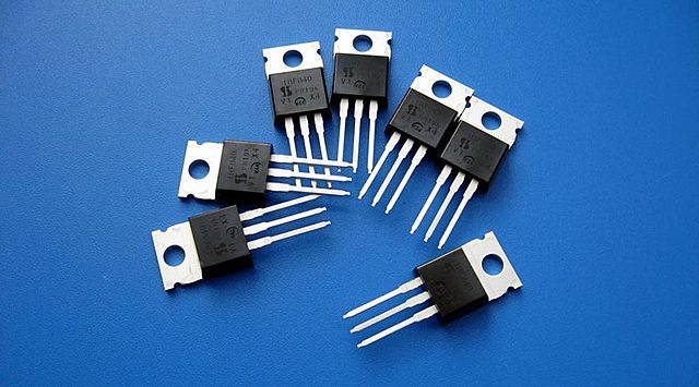 El transistor (3era generación)