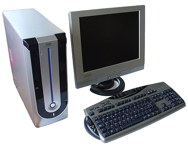 Primera Computadora de Escritorio