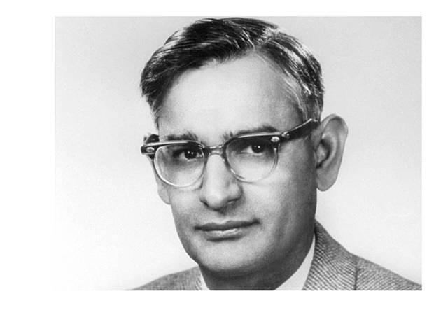 Marshall Nirenberg y Har Gobind Khorana (1966)
