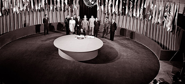 1945 Carta fundacional Naciones Unidas.