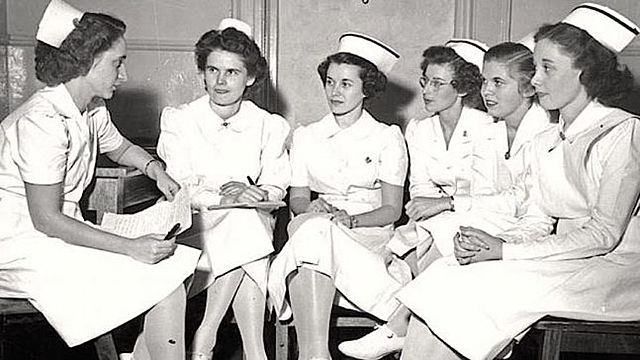 LOS TRES TIPOS DE ENFERMERÍA