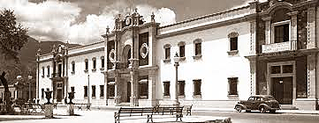 Primera Universidad en Estados Unidos ofrece cursos en línea