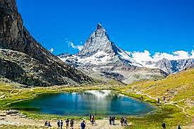 Cook organiza su Primer Gira a Suiza