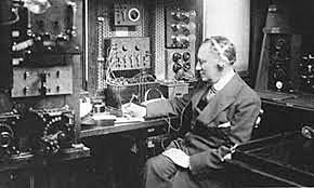 Primer servicio radiotelegráfico