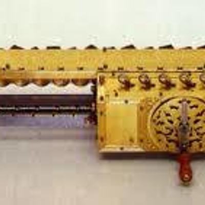 Timeline: maquina de leibniz