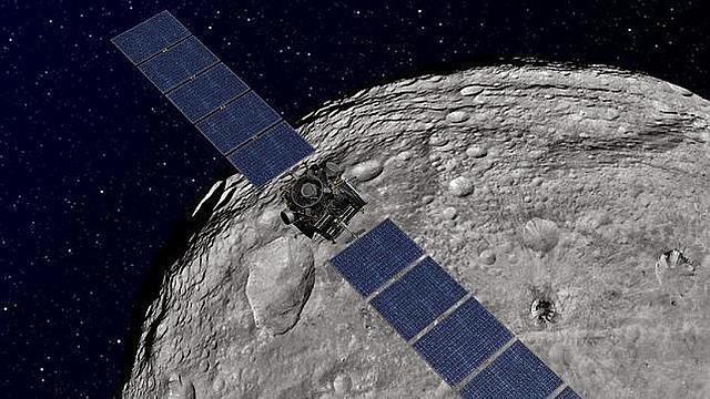 La nave espacial NEAR alcanza al asteroide Eros