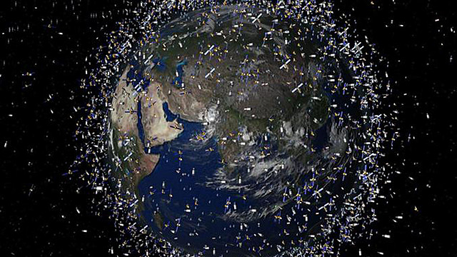 La nave espacial Endeavor realiza un detallado mapa global de la Tierra