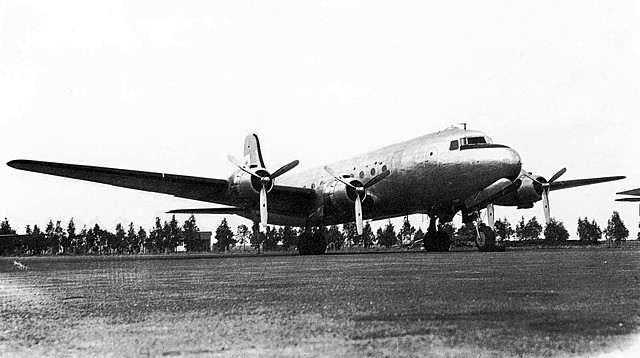 Aviones DC4 y C54