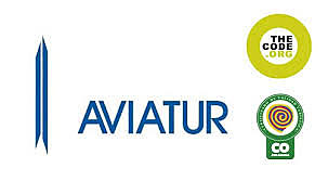 Una barracuda de tour por la vida submarina