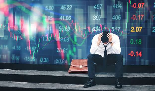 Trabajo asalariado -  Desempleo