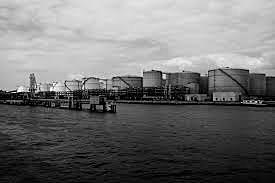 Contaminación portuaria en varios estados de E.U.A.