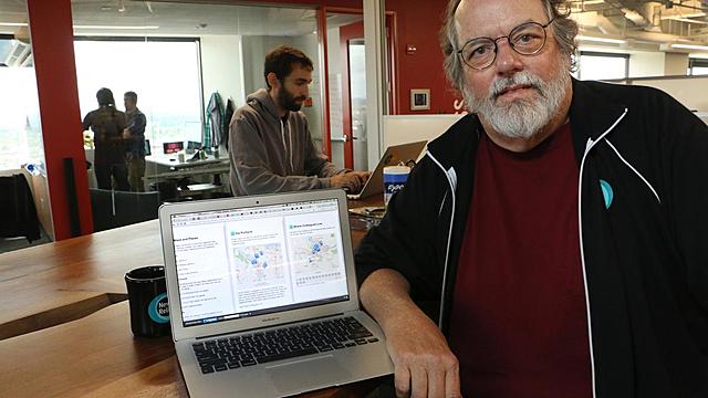 Primera implementación de un servidor WikiWiki