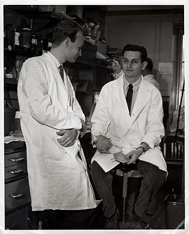 Marshall Nirenberg y Har Gobind Khorana