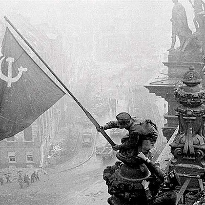 Timeline: LA CAÍDA DE BERLÍN Y EL FIN DEL TERCER REICH.
