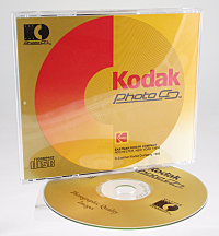 Kodak introduces PhotoCD