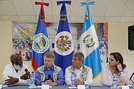 MISIÓN GUATEMALA Y BELIZE (2000) - CASO FONDO DE PAZ