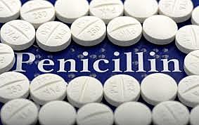 Penicillin is discovered