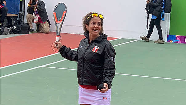 1 Medalla de oro en Frontón