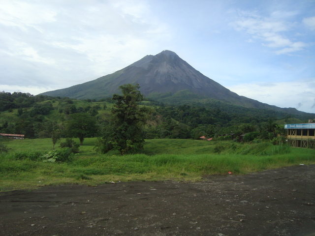 Kayaking on Lake Arenal