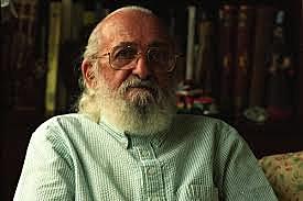 PAULO FREIRE