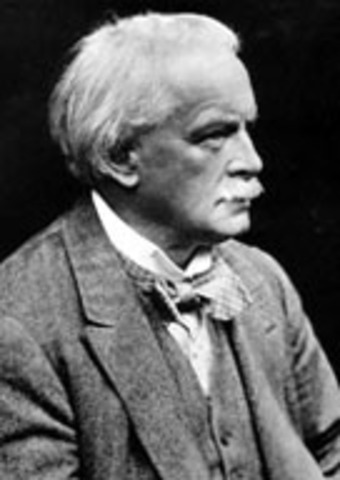 Lloyd George becomes British Prime Minister