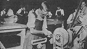 Surge la idea de crear un sistema de enseñanza técnica