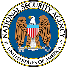 Edward Snowden filtro en junio de 2013 una serie de documentos clasificados sobre varios programas de la NSA (Agencia Nacional de Seguridad) a una red de periodicos. (p. 149)