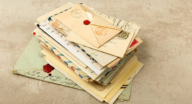 Ofrecimiento de tutorias y ensenanza mediante cartas