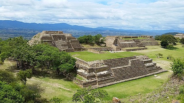 Monte Albán.