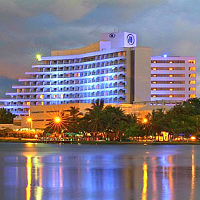 Timeline: HISTORIA DE LA HOTELERÍA EN COLOMBIA