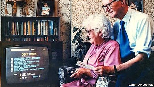 La primera compradora de una vivienda en línea