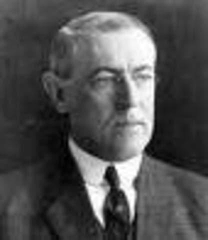 US President Wilson reveals “Fourteen Points” for peace