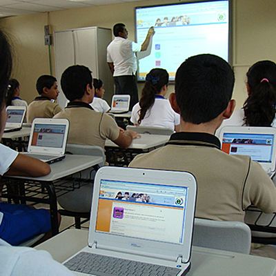 Timeline: TECNOLOGÍA Y EDUCACIÓN