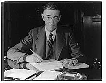Vannevar Bush (1890-1974)