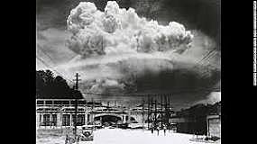 Se lanza la bomba en Hiroshima