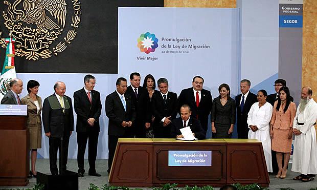 Promulgación de la Ley Federal de Protección de Datos Personales