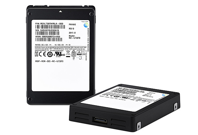 SAMSUNG 2.5" SSD V-NAND 30TB