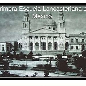 Es la primer ocación en que un tipo de sistema de educación se implementa a todo el pais.