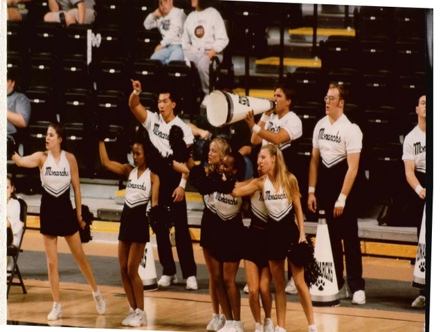 ODU Cheerleaders Cheering
