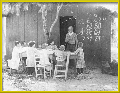 Inicia una experiencia que ha marcado uno de los objetivos básicos de buena parte de la educación a distancia